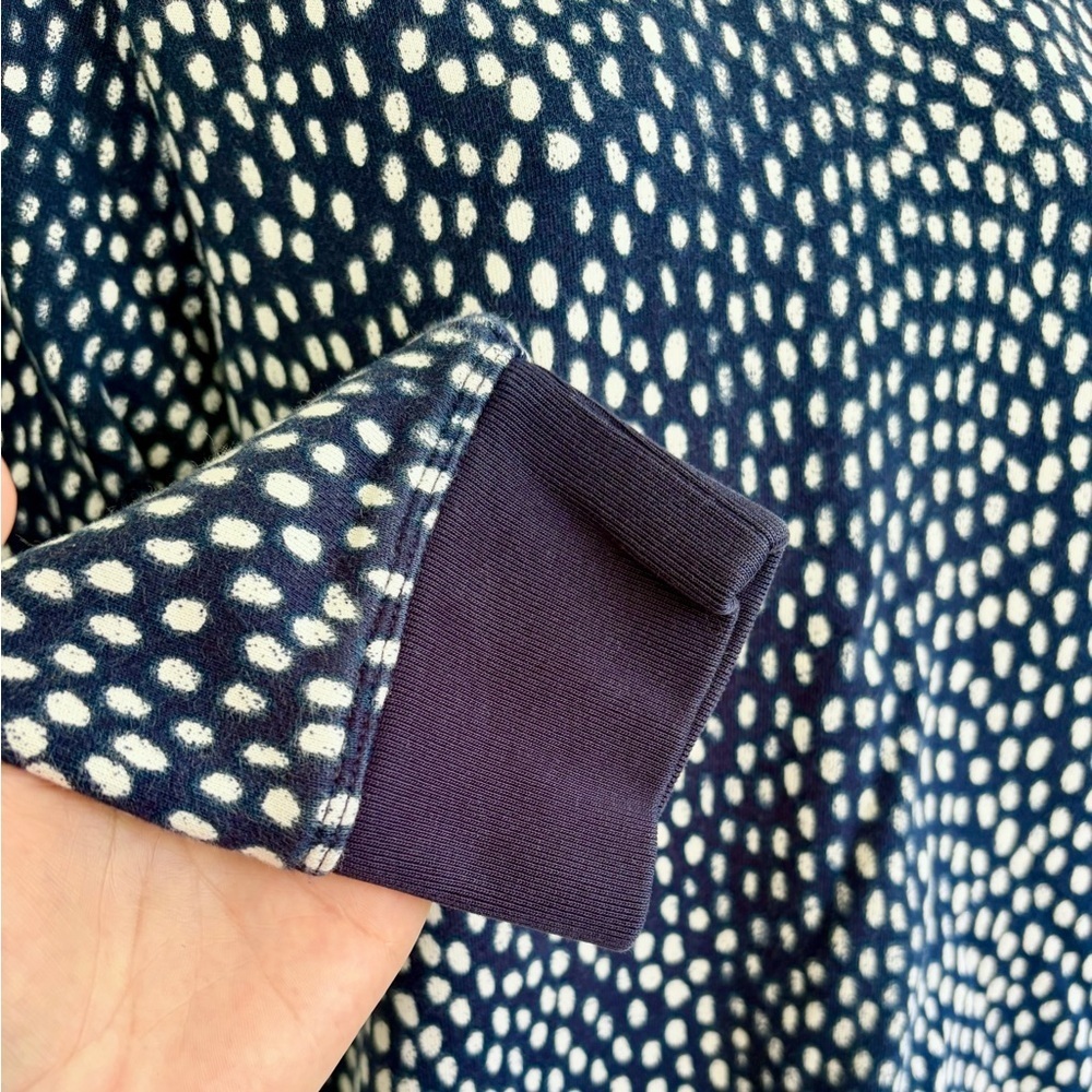 J. Crew Printed Crewneck Sweatshirt Oncila Print Navy/Ivory, SZ L LIKE NEW - Picture 4 of 6